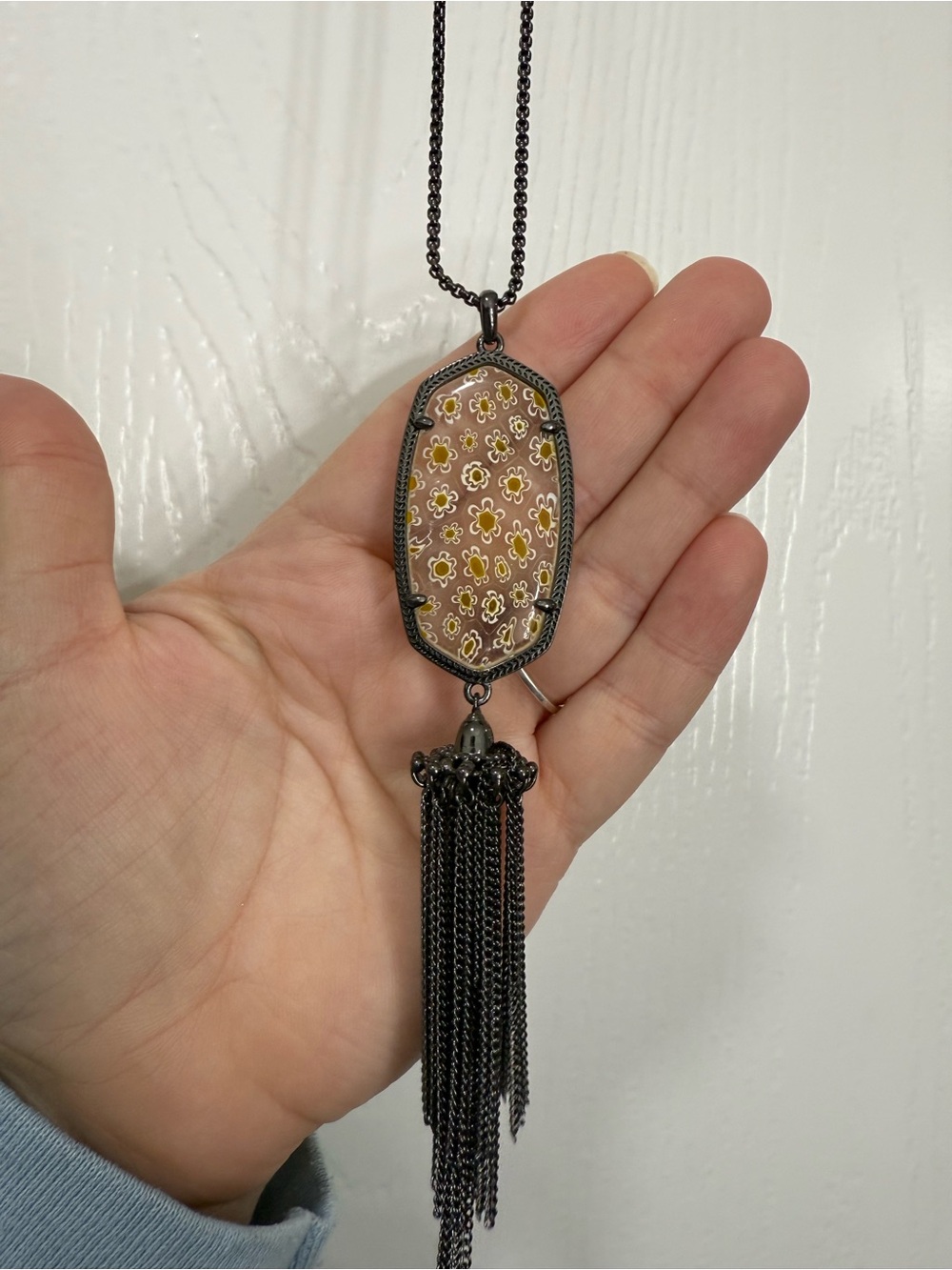 NWT KENDRA SCOTT Floral long tassel necklace